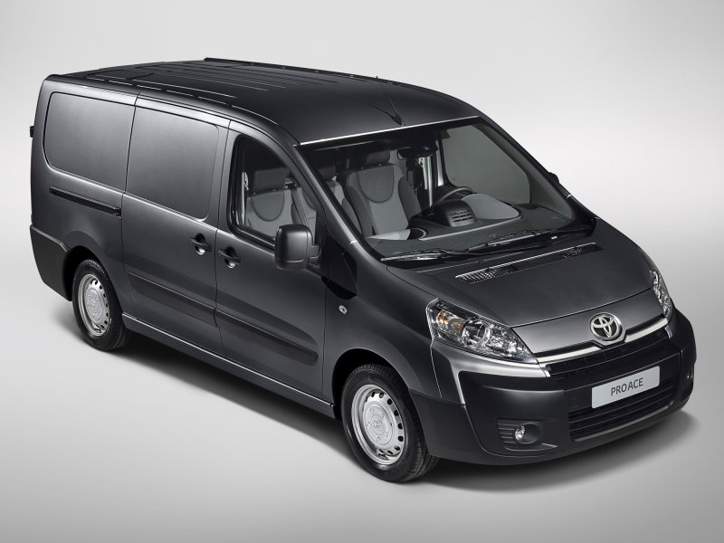 Peugeot Expert Toyota