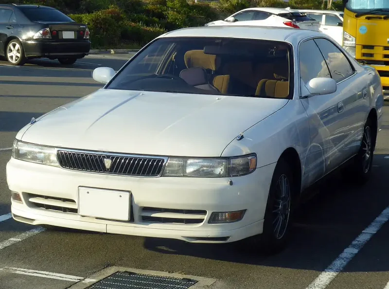 Toyota Chaser Avante 2.5