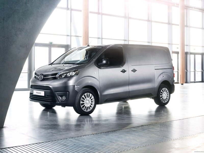 Peugeot Expert Toyota