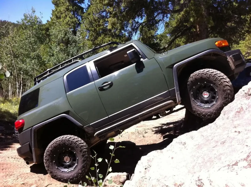 Тойота FJ Cruiser лифт