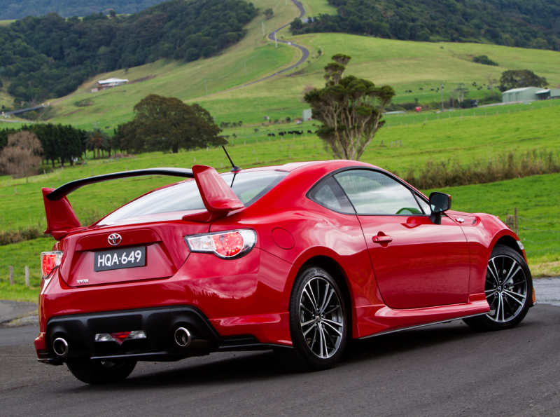 Тойота gt 86 2021