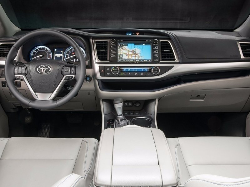 Toyota Highlander 2017 салон