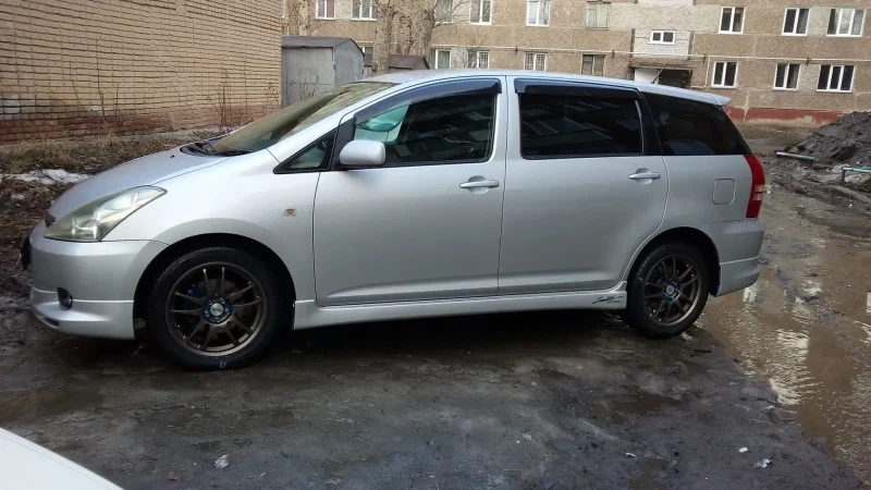 Диски r17 Toyota Wish