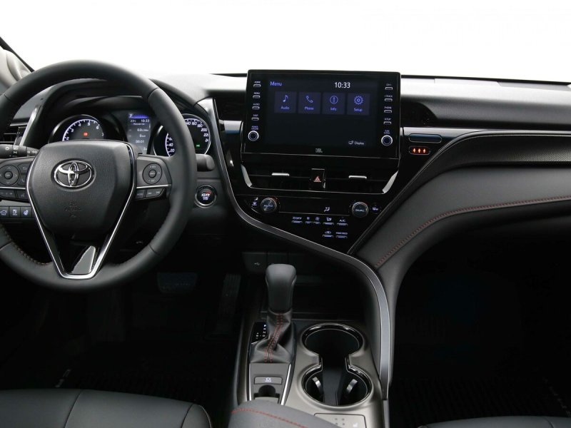 Toyota Camry 2021