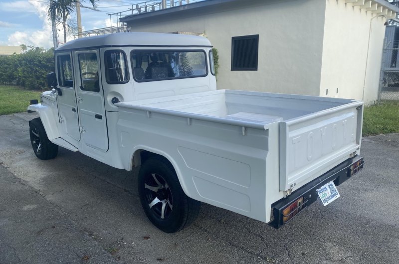 Toyota Land Cruiser 40 пикап