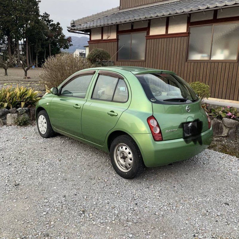 Nissan March III (k12)