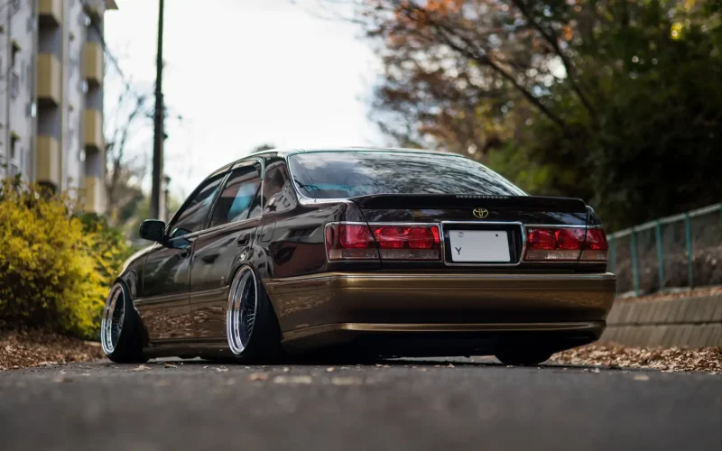 Toyota Crown s170 stance