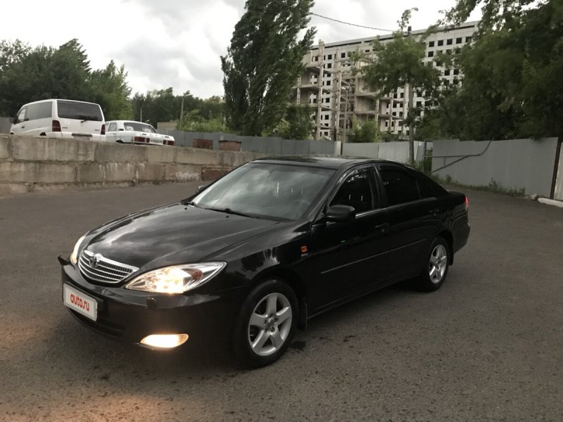 Камри 30 черные фары