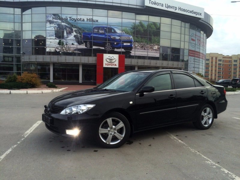 Toyota Camry 30