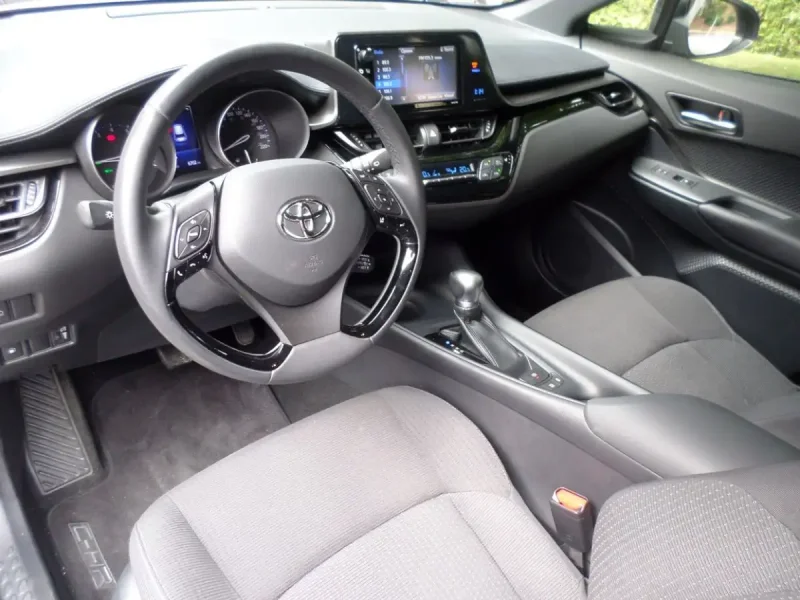 Toyota Chr 2018 салон
