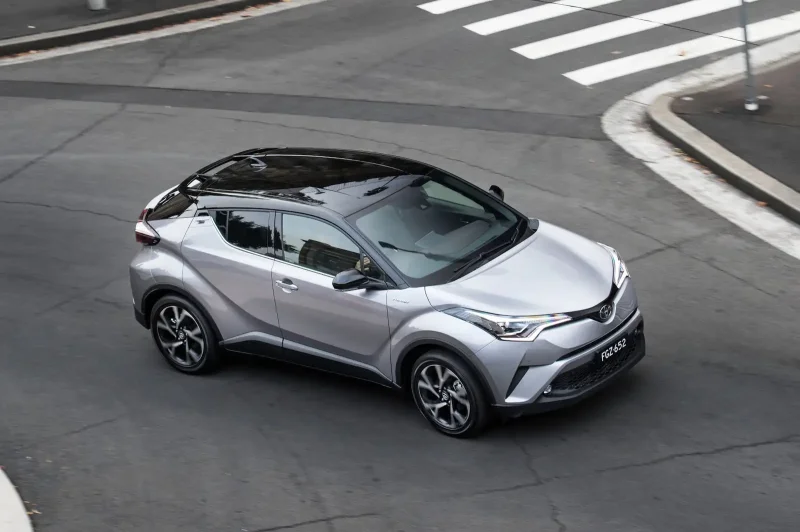 Toyota Chr панорамная крыша