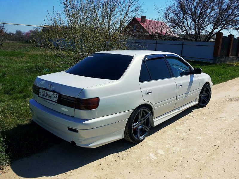 Toyota корона Премио