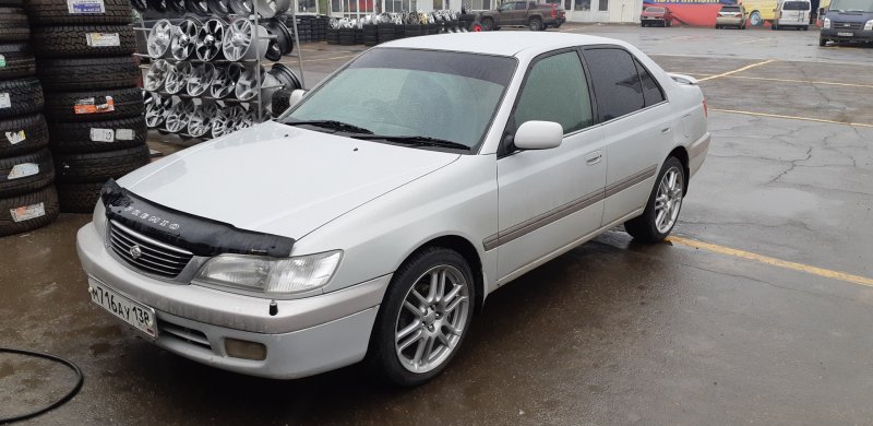 Toyota Corona Premio на 17 дисках