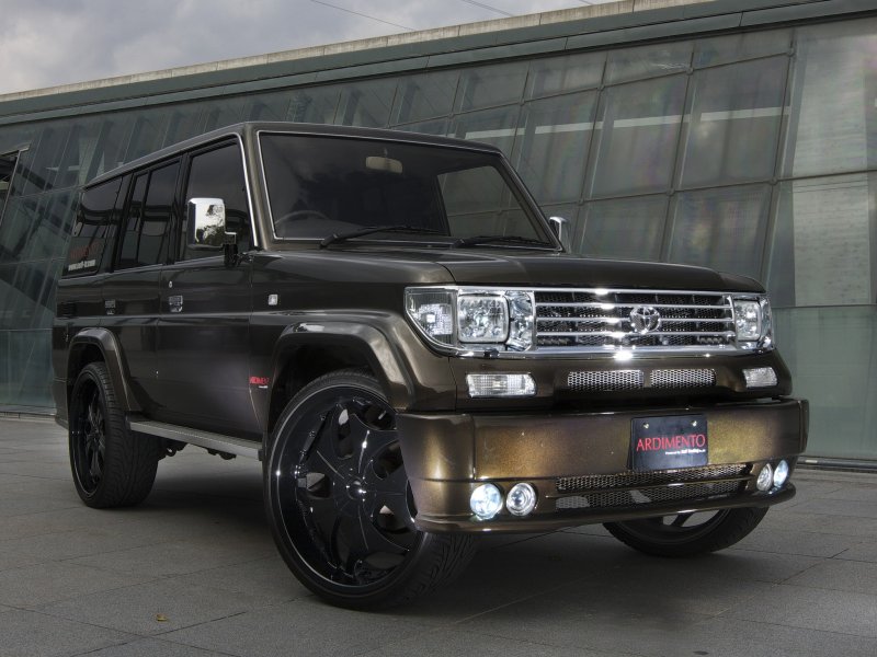 Toyota Land Cruiser Prado 78