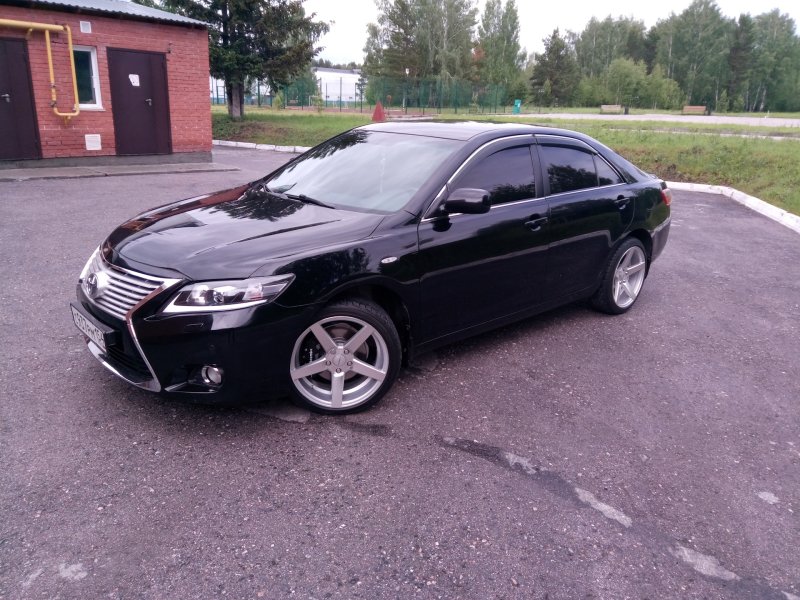 Toyota Camry 40 Black Edition