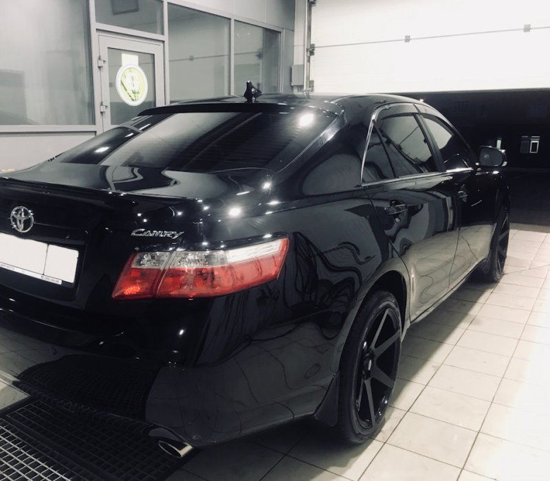 Камри 50 белая