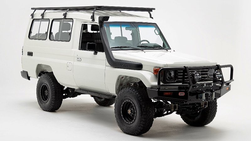 Toyota Land Cruiser 75