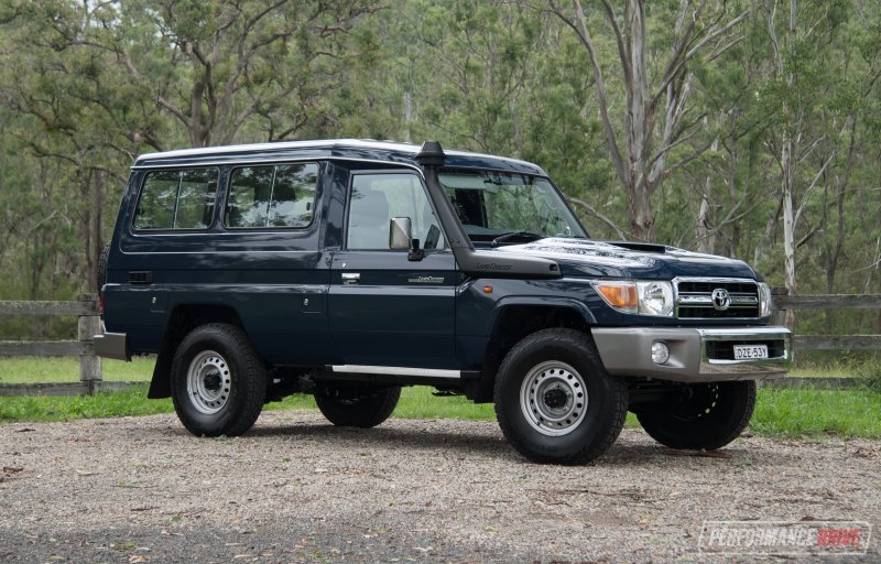 Toyota Land Cruiser FJ 78