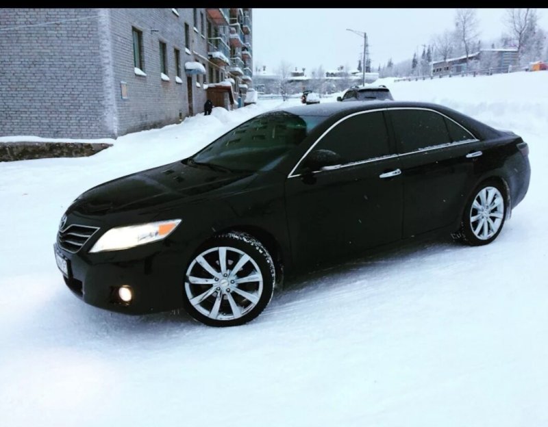 Toyota Camry 2019