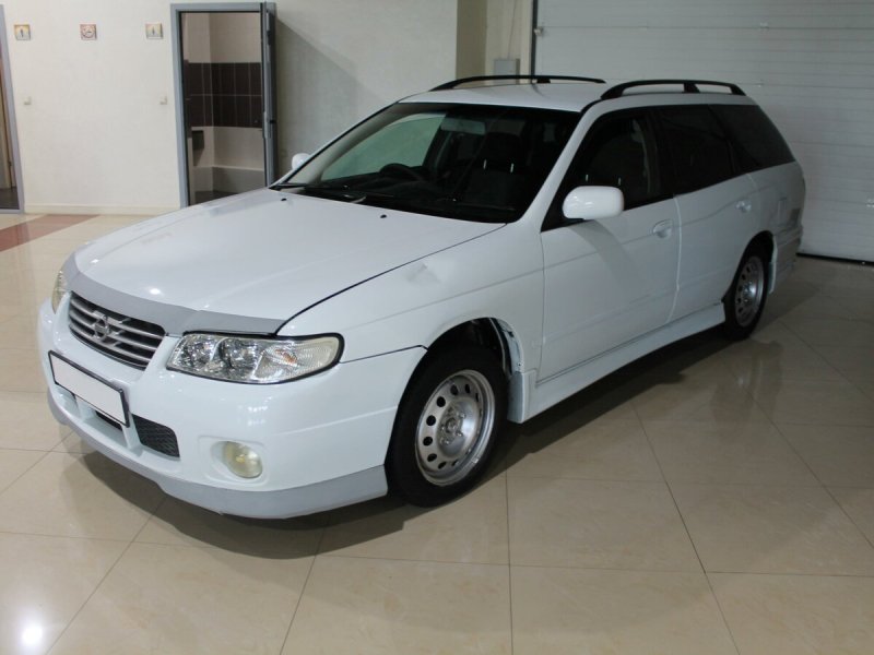 Nissan Avenir w11