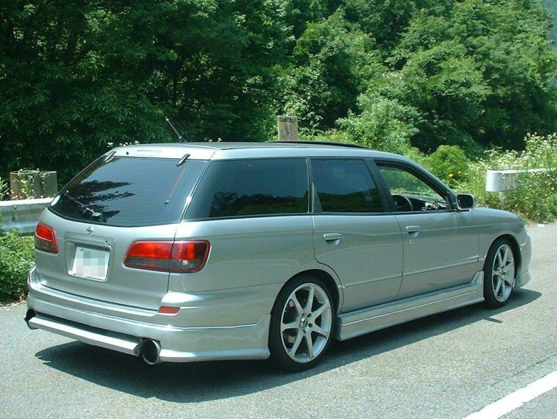 Nissan Avenir 4wd