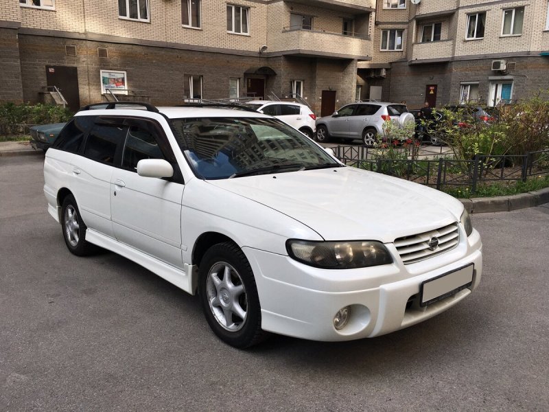 Nissan Avenir w11