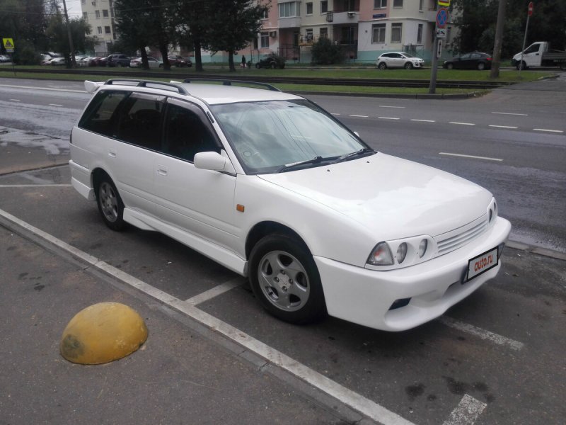 Nissan Avenir 2.0