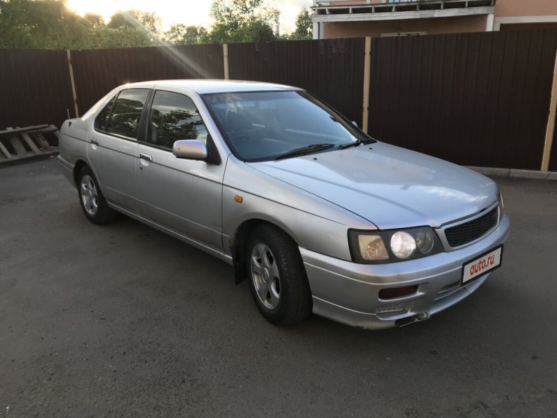 Ниссан Блюберд SSS 2000