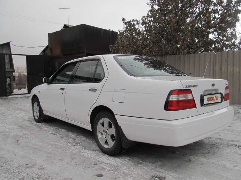 Nissan Bluebird 2000