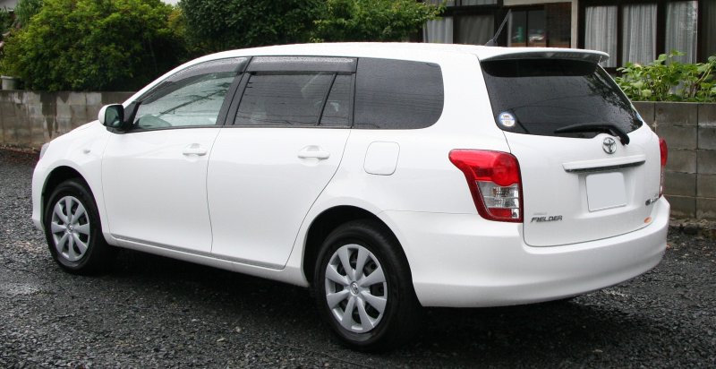 Toyota Corolla 2011 универсал