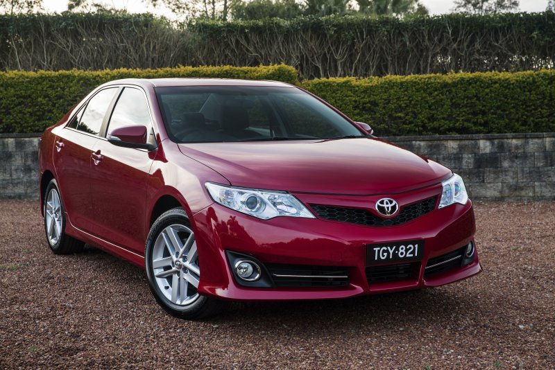 Toyota Camry 2012 back