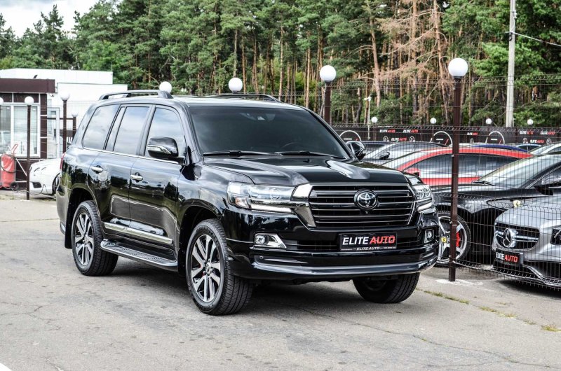 Toyota Land Cruiser 200 2018