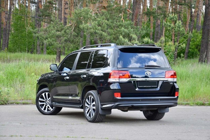 Land Cruiser 200 Excalibur