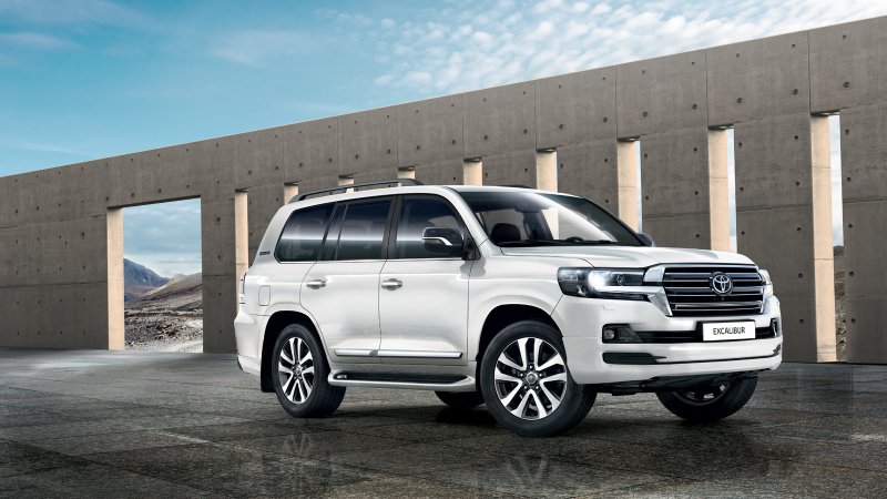 Toyota Land Cruiser 200 Excalibur