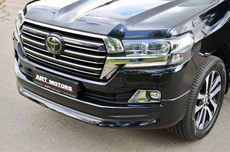 Новый Toyota Land Cruiser 200
