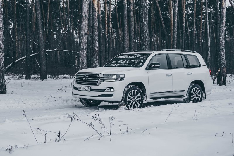 Toyota Land Cruiser 200 2018 Excalibur
