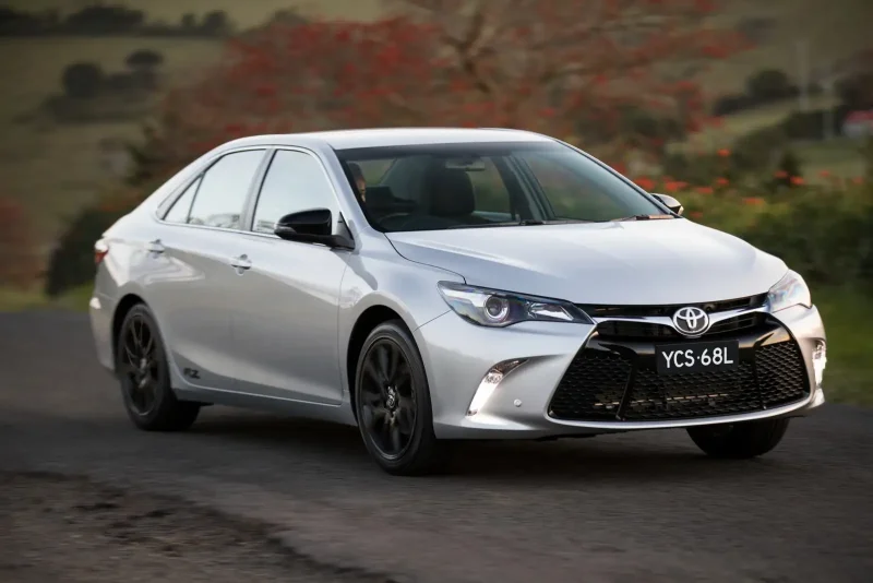 Toyota Camry 2017 Black