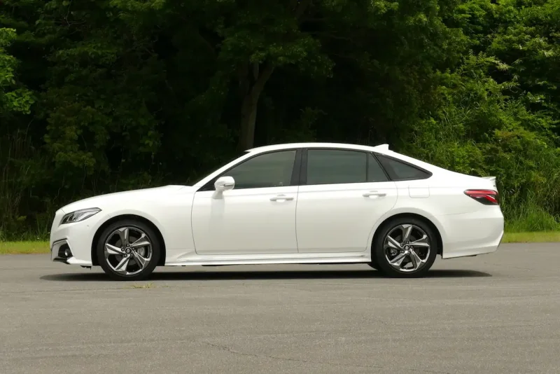 Toyota Crown s220