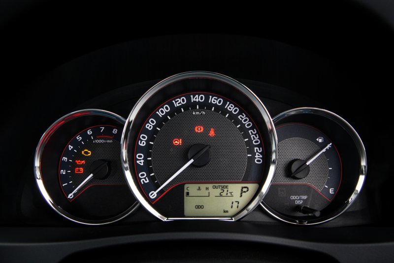 Toyota Corolla Ascent 2012