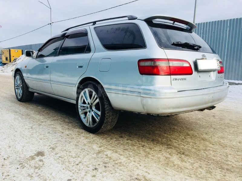 Toyota Camry Gracia