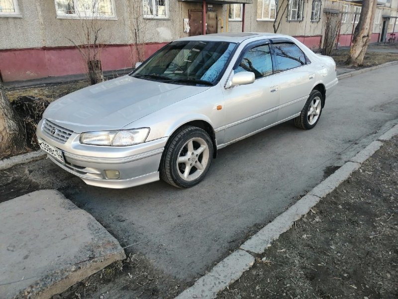 Toyota Camry Gracia