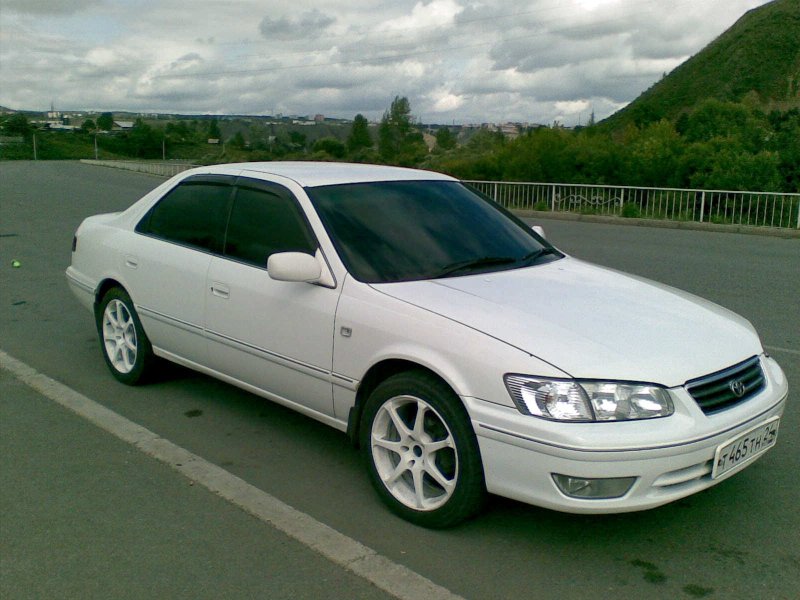 Камри Грация 2000 2.2