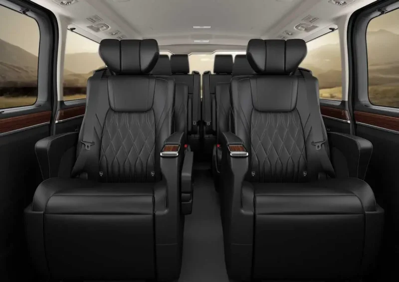 Toyota Touring Hiace 2021