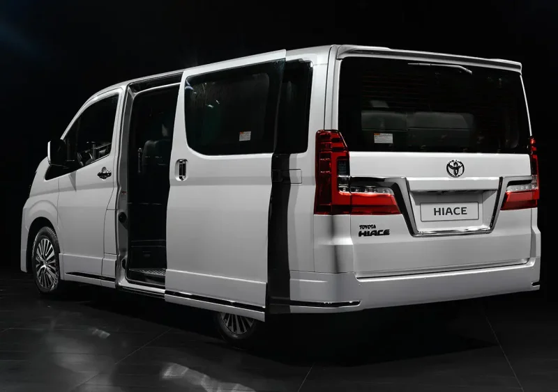 Toyota Hiace h300 новый минивэн