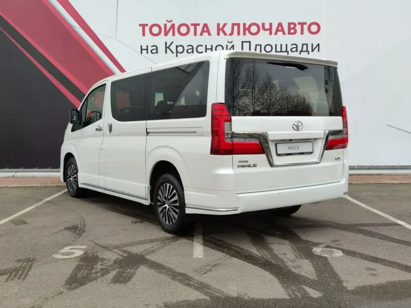 Тойота Хайс микроавтобус 2021