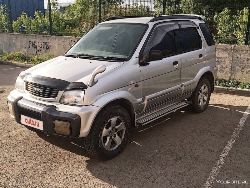 Машина Daihatsu Terios