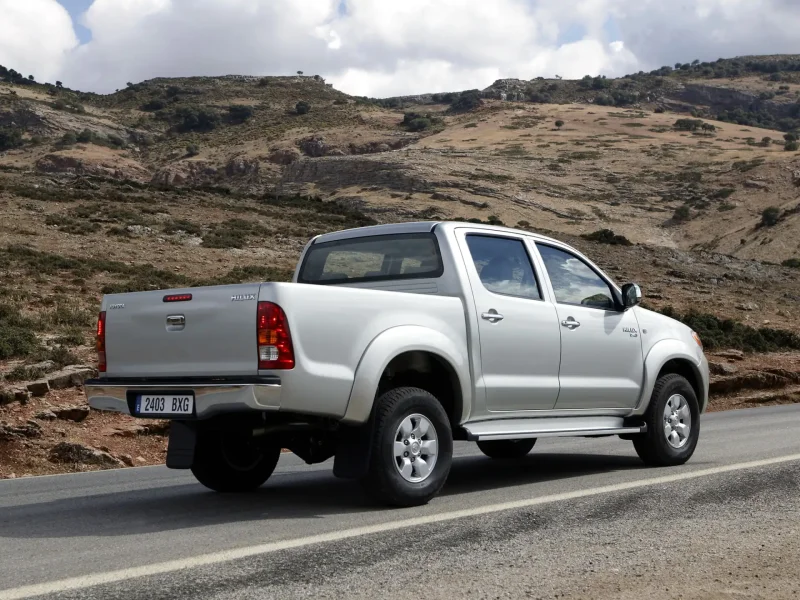 Toyota Hilux Pickup 2005 7 поколение