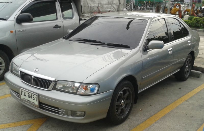 Nissan Sunny Рестайлинг