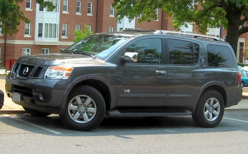 Nissan Armada 2000