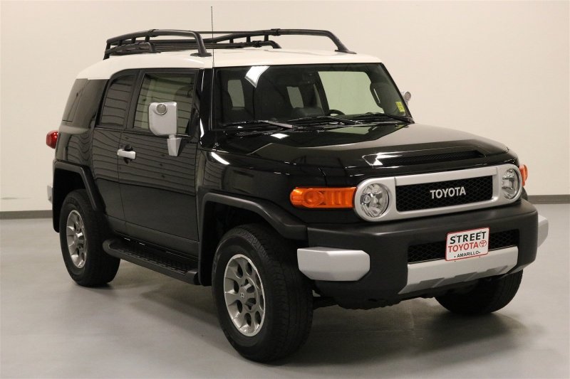 Тойота FJ Cruiser 2013